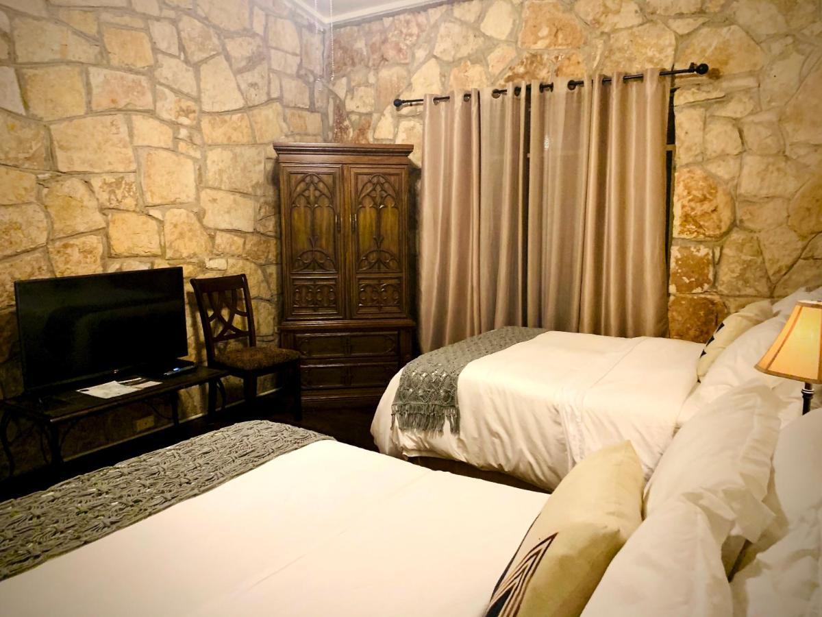 The Lodge At Cypress Falls Уимберли Экстерьер фото